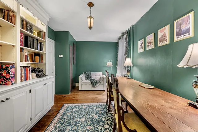 $364,900 | 160 Boston Road, Middletown, CT 06457