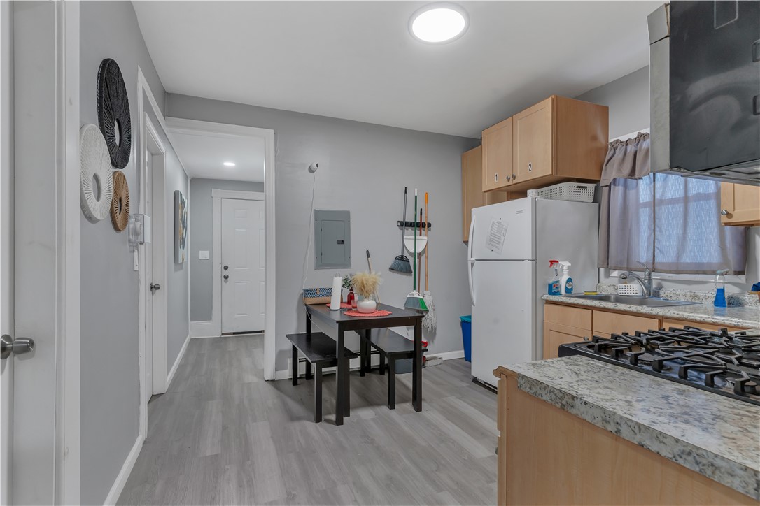 38 Mitchell Street Providence, RI 02907 - Photo 5 of 37