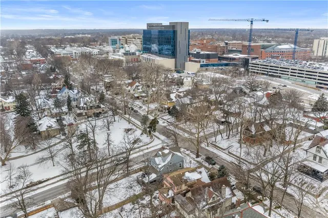 $550,000 | 3641 Bell Street, Kansas City, MO 64111