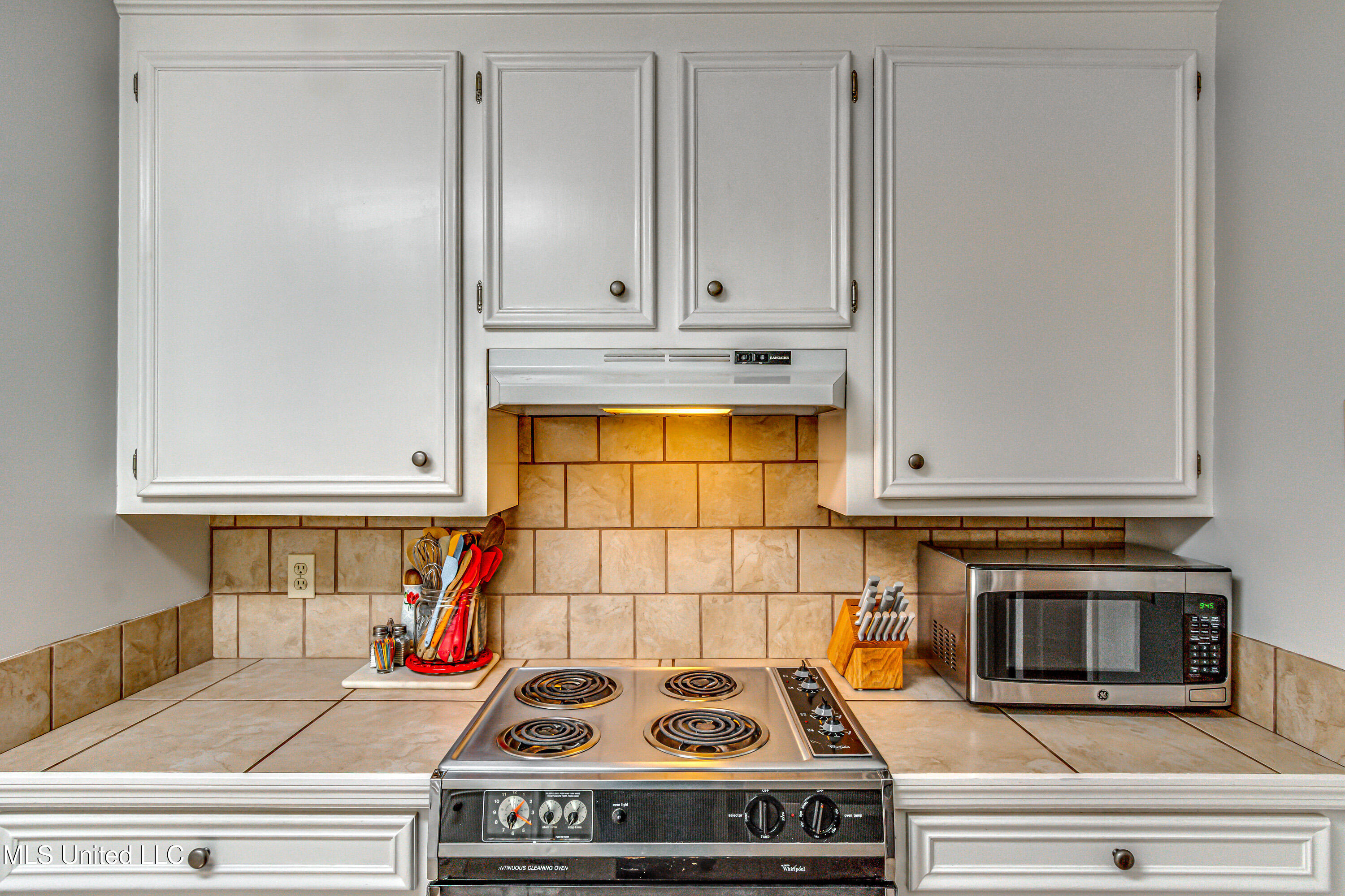 1021 Laurel Drive Flowood, MS 39232 - Photo 18 of 57 Kitchen