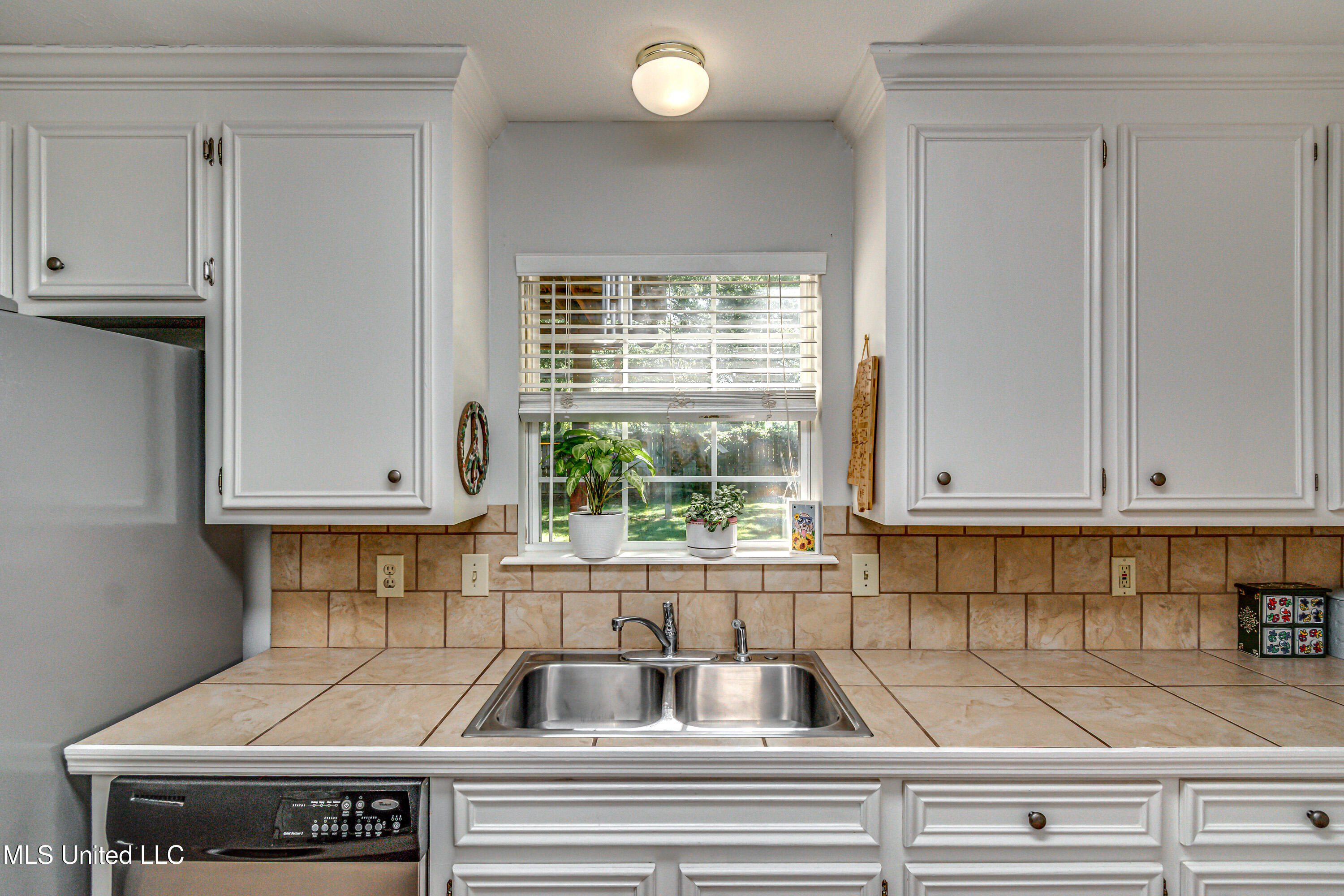 1021 Laurel Drive Flowood, MS 39232 - Photo 19 of 57 Kitchen