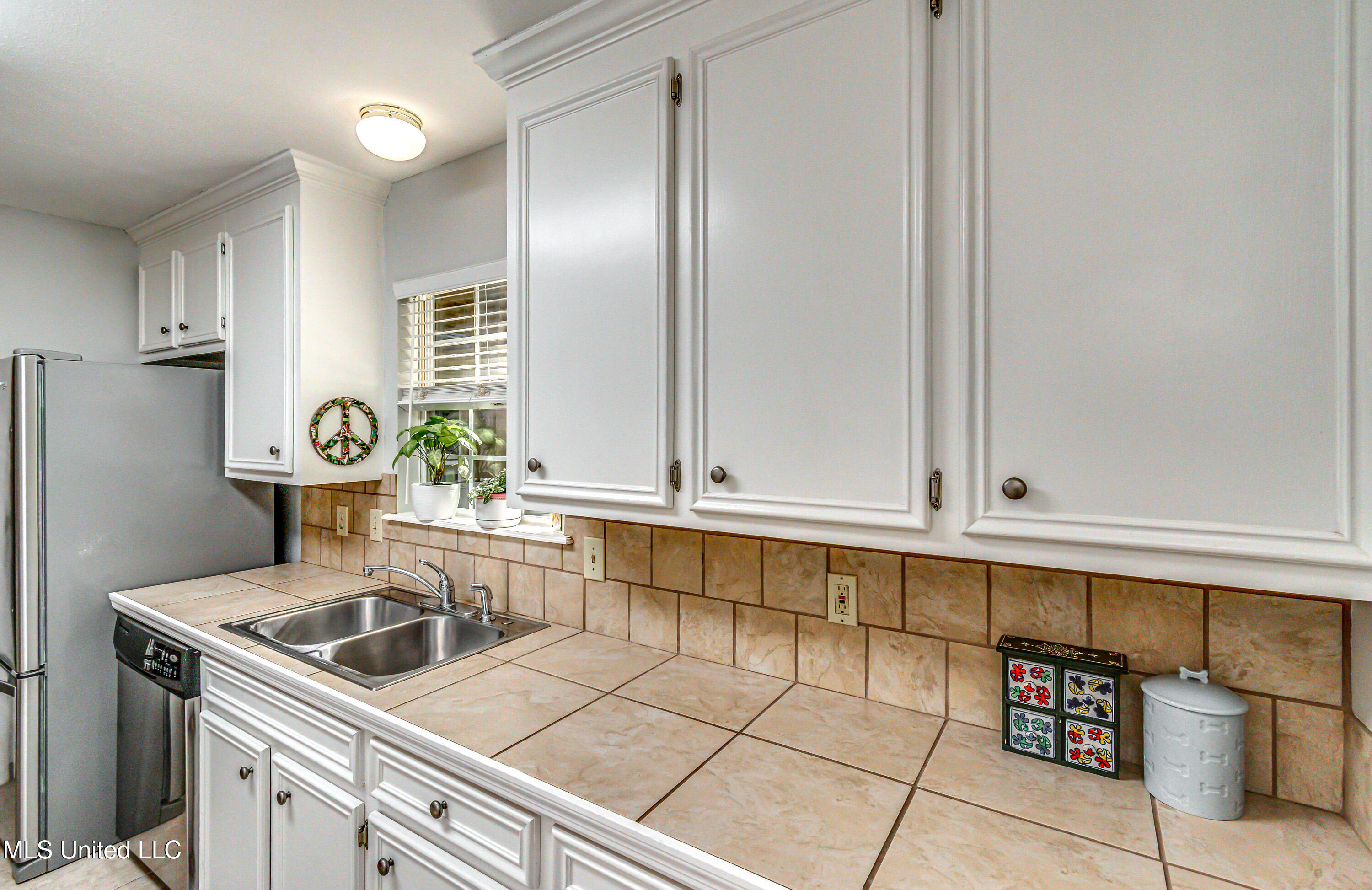 1021 Laurel Drive Flowood, MS 39232 - Photo 20 of 57 Kitchen