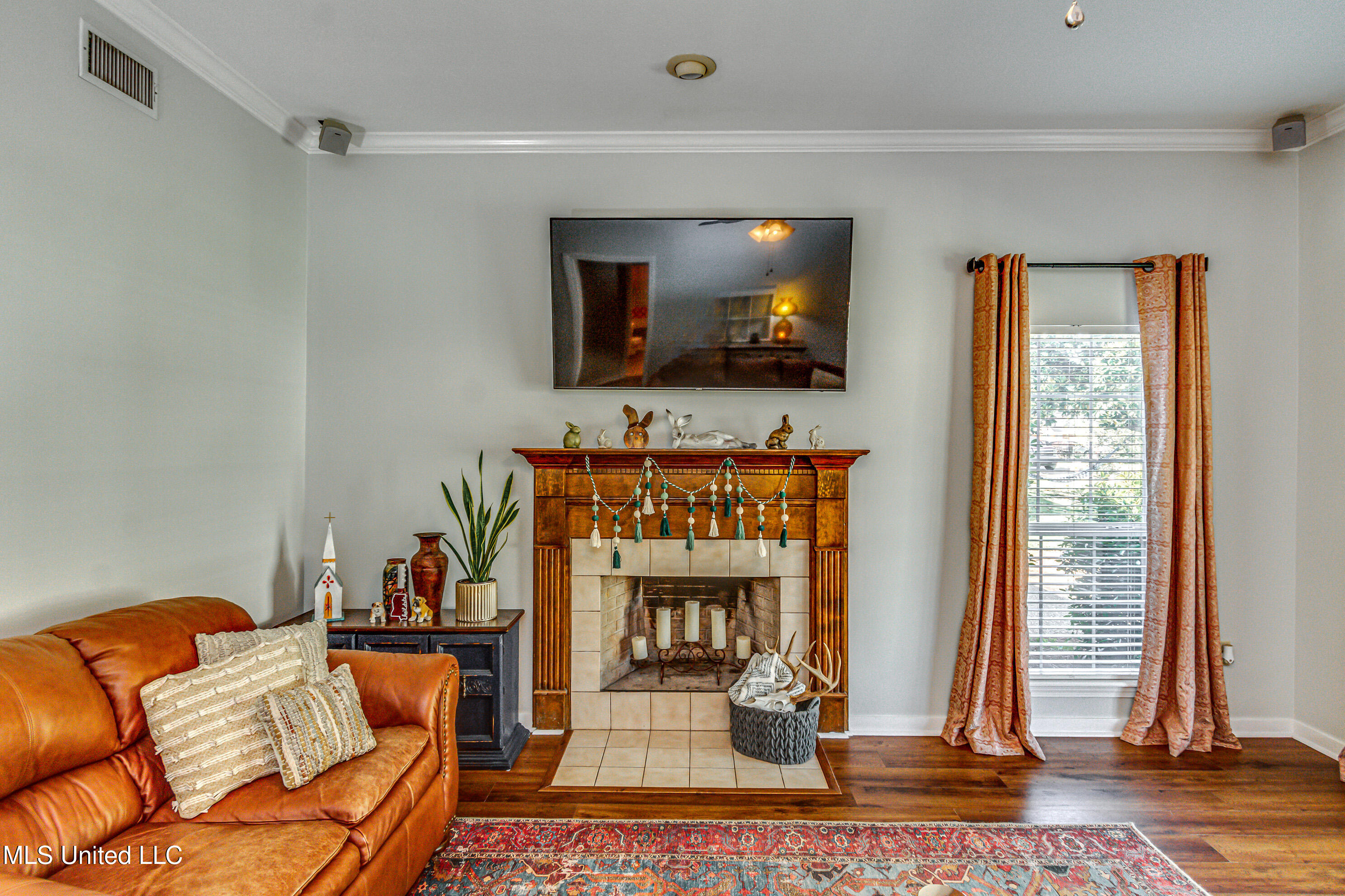 1021 Laurel Drive Flowood, MS 39232 - Photo 10 of 57 Living