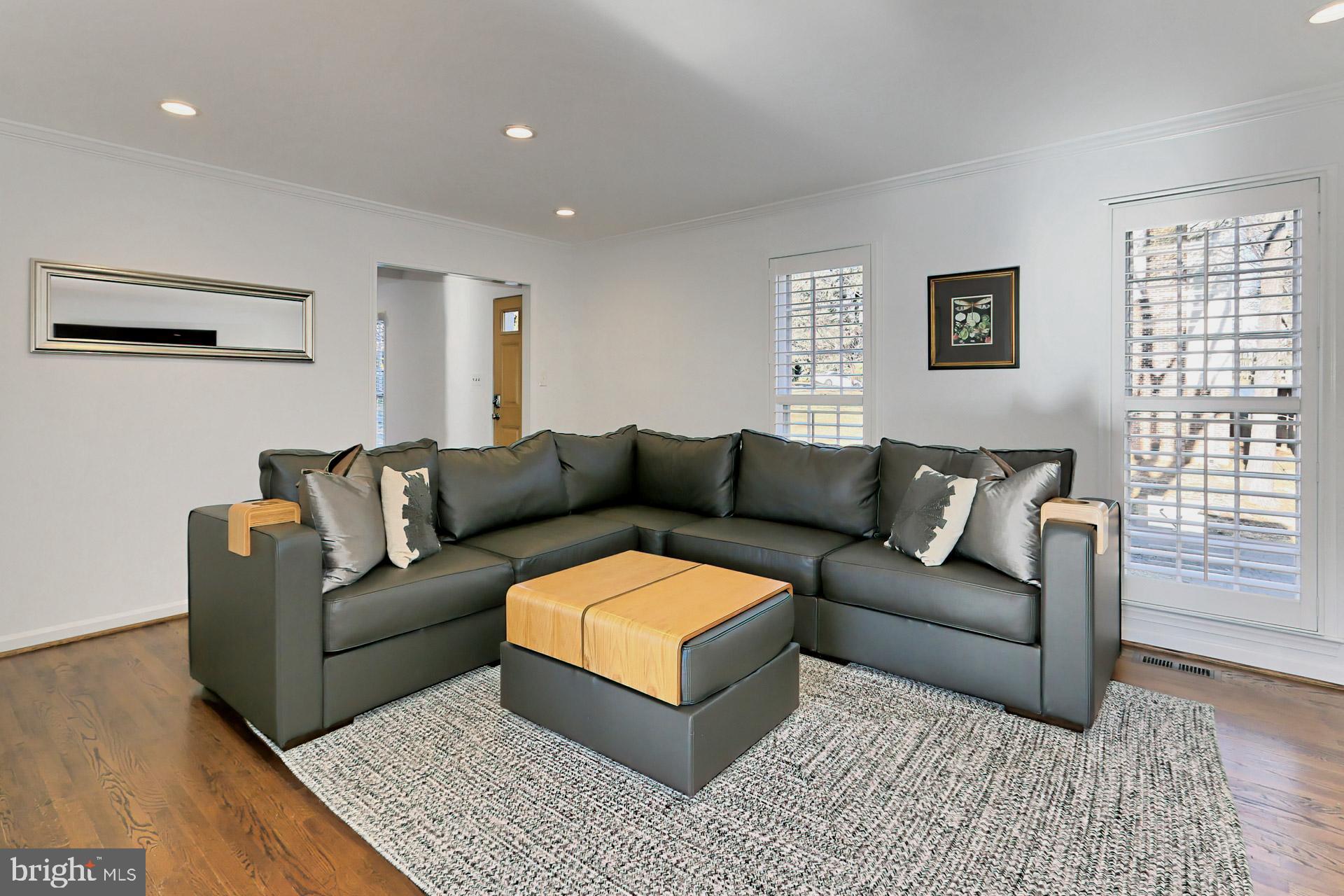 7705 Lear Road McLean, VA 22102 - Photo 2 of 40