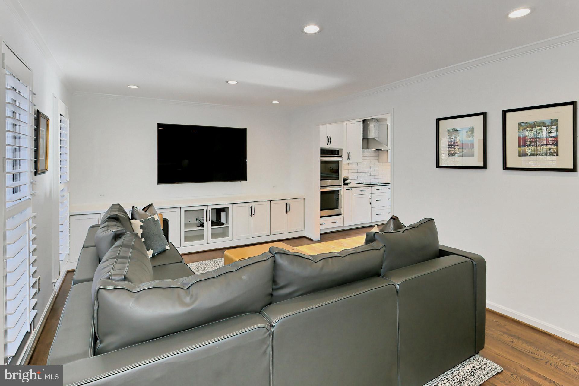 7705 Lear Road McLean, VA 22102 - Photo 3 of 40