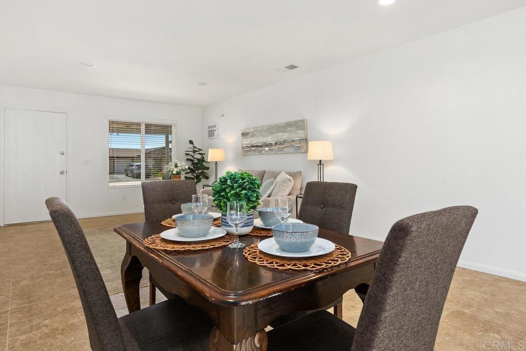 4574 Sunrise Oceanside, CA 92056 - Photo 5 of 30
