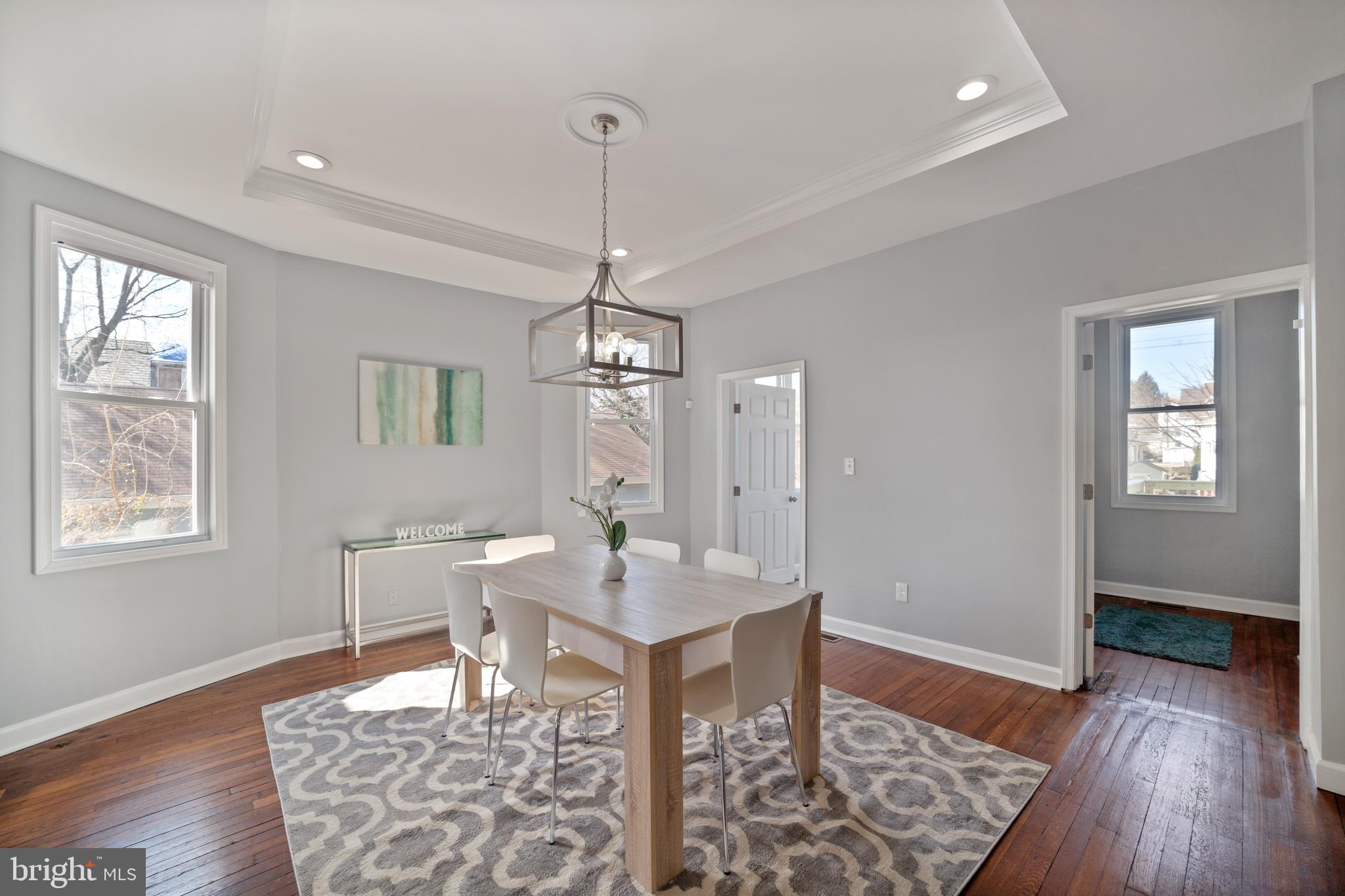 3906 Dorchester Road Baltimore, MD 21207 - Photo 7 of 33 Dining room