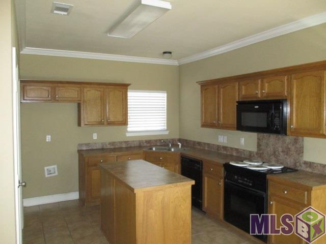 10001 Chanadia Drive Baton Rouge, LA 70810 - Photo 2 of 11