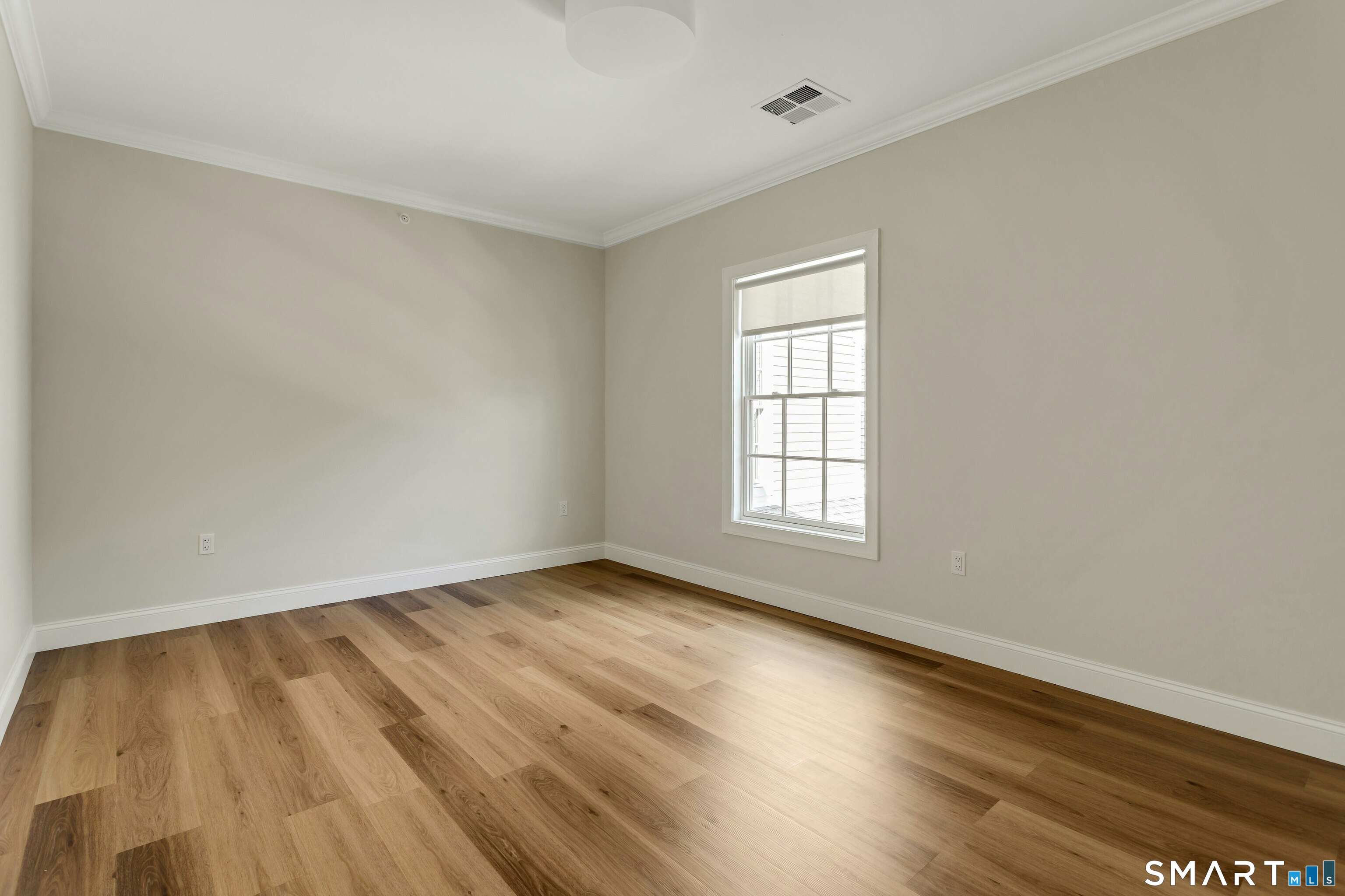 440 Heights Road, Unit 305 Darien, CT 06820 - Photo 8 of 16 Gallery Image 8