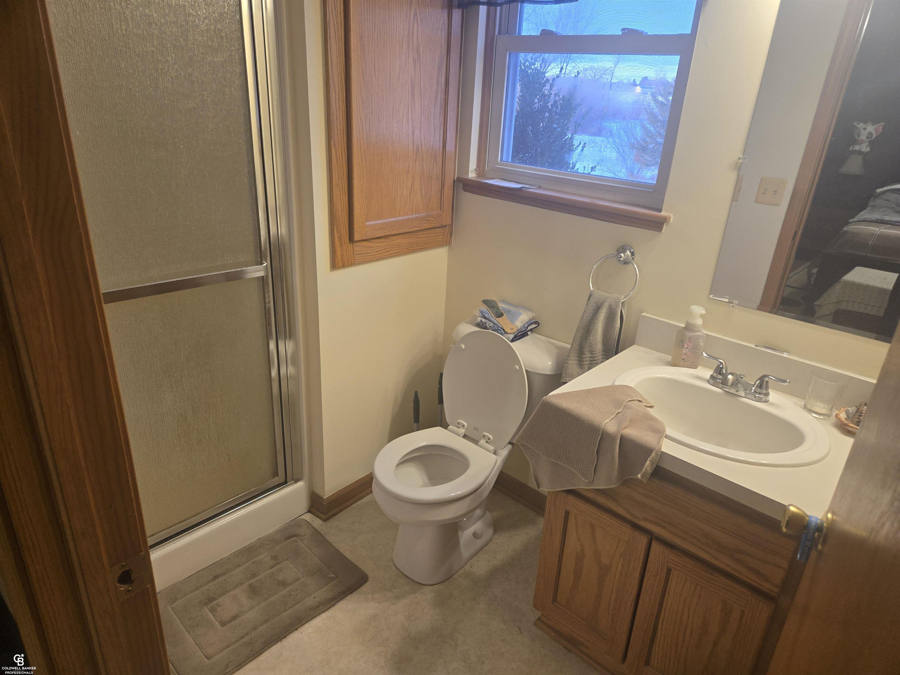 6458 Owens Road Yale, MI 48097 - Photo 15 of 27 Bathroom 2