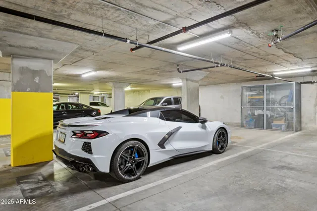 $465,000 | 5350 East Deer Valley Drive, Unit 4267, Phoenix, AZ 85054