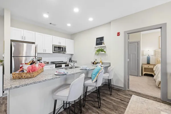 $319,900 | 782 Riverfront Parkway, Unit 416, Chattanooga, TN 37402
