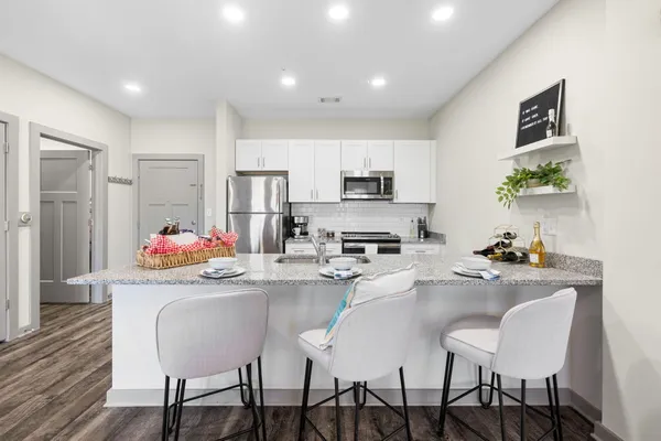 $319,900 | 782 Riverfront Parkway, Unit 416, Chattanooga, TN 37402