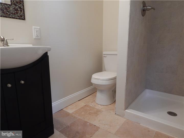 1021 Mueller Road Warminster, PA 18974 - Photo 16 of 25 Gallery Image 16