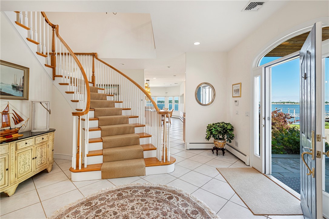 149 Nanaquaket Road Tiverton, RI 02878 - Photo 23 of 45