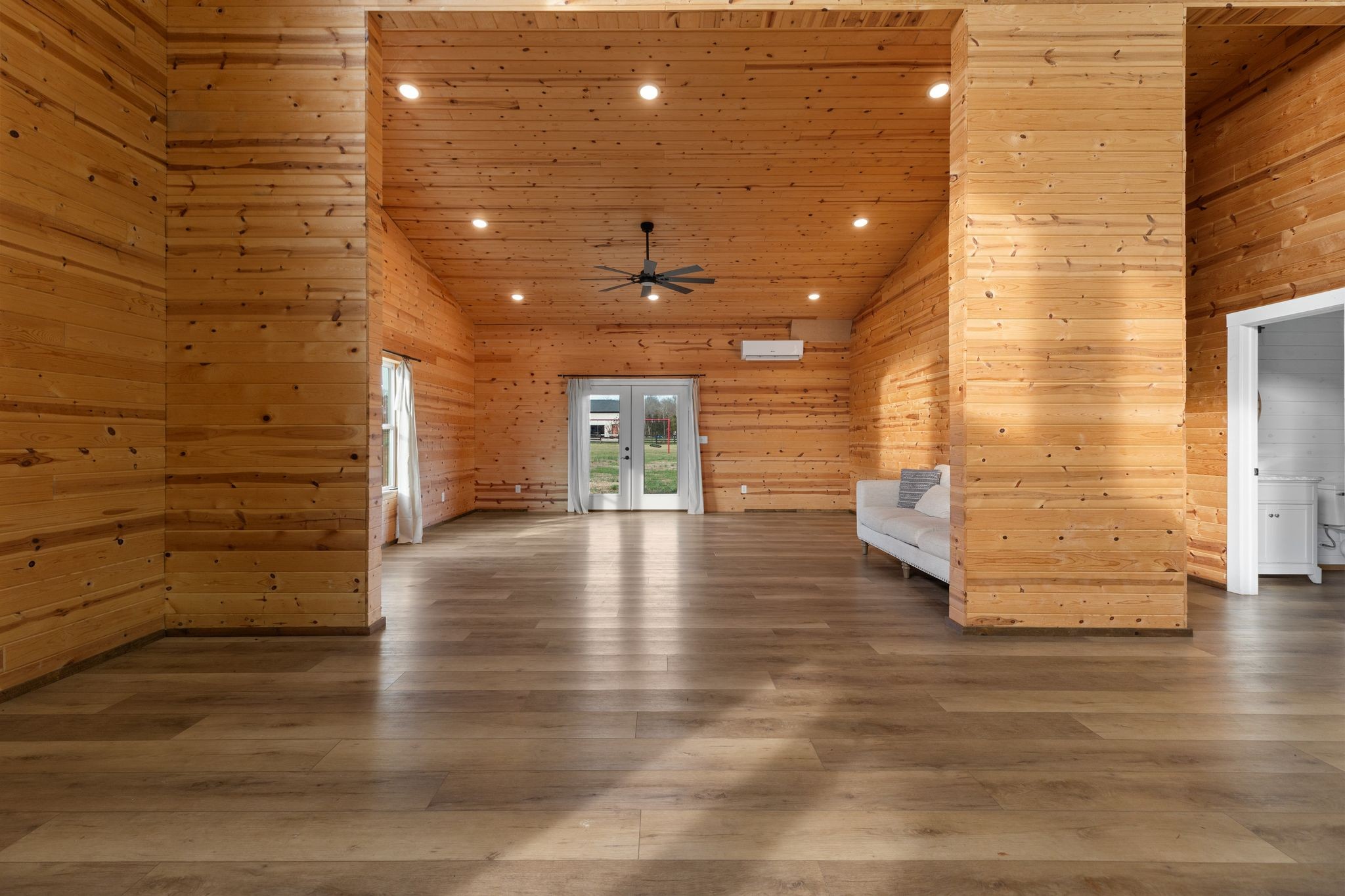 7607 Midland Road Christiana, TN 37037 - Photo 41 of 48 a view of a livingroom with wooden floor