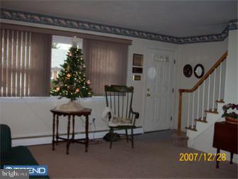 131 Bradley Avenue Sinking Spring, PA 19608 - Photo 4 of 8