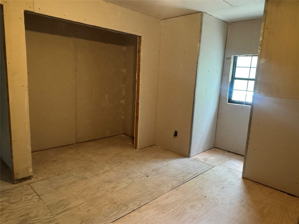 14 North Fairway Loop Coldspring, TX 77331 - Photo 27 of 38 Additional bedroom upstairs