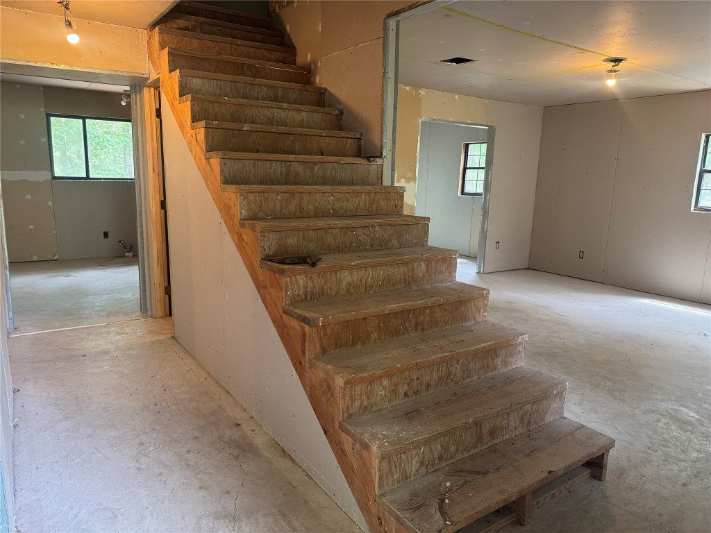 14 North Fairway Loop Coldspring, TX 77331 - Photo 10 of 38 Entry hallway, staircase and living area to your right