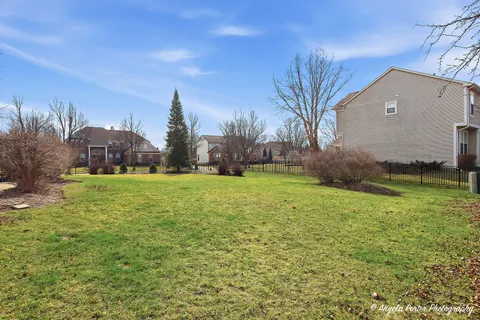 $674,900 | 491 Saratoga Circle, Algonquin, IL 60102