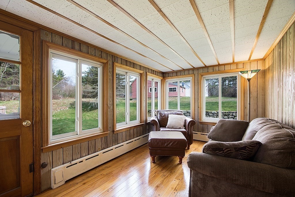 172 Minott Road Gardner, MA 01440 - Photo 13 of 36 a living room with furniture and a large window