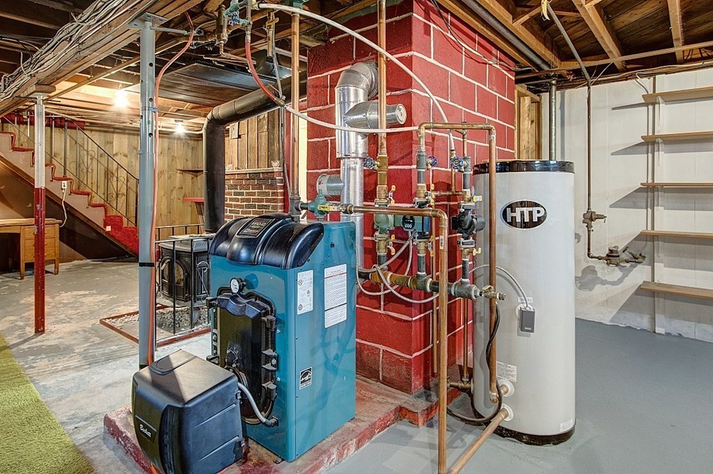 172 Minott Road Gardner, MA 01440 - Photo 26 of 36 a view of a room with gym equipment