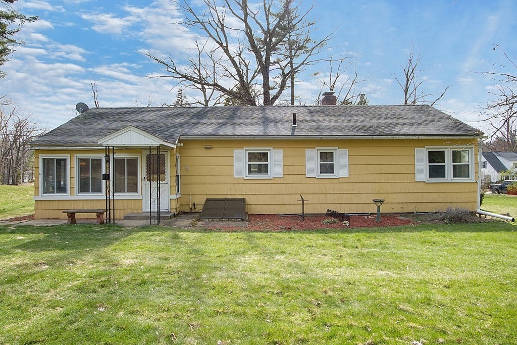 172 Minott Road Gardner, MA 01440 - Photo 28 of 36 a view of a house with a yard