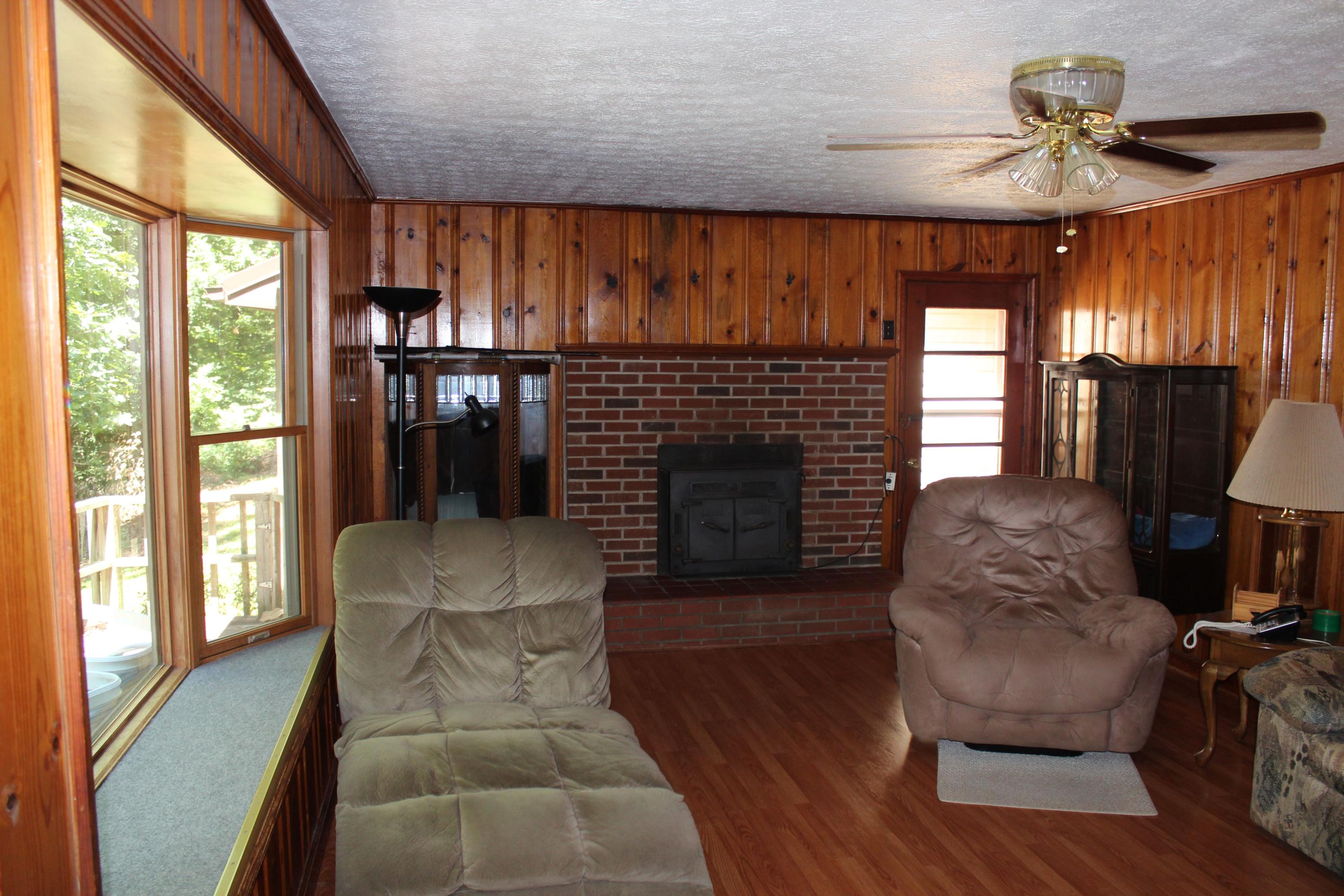 153 McMurray Road Kingston, TN 37763 - Photo 4 of 27 IMG_6046
