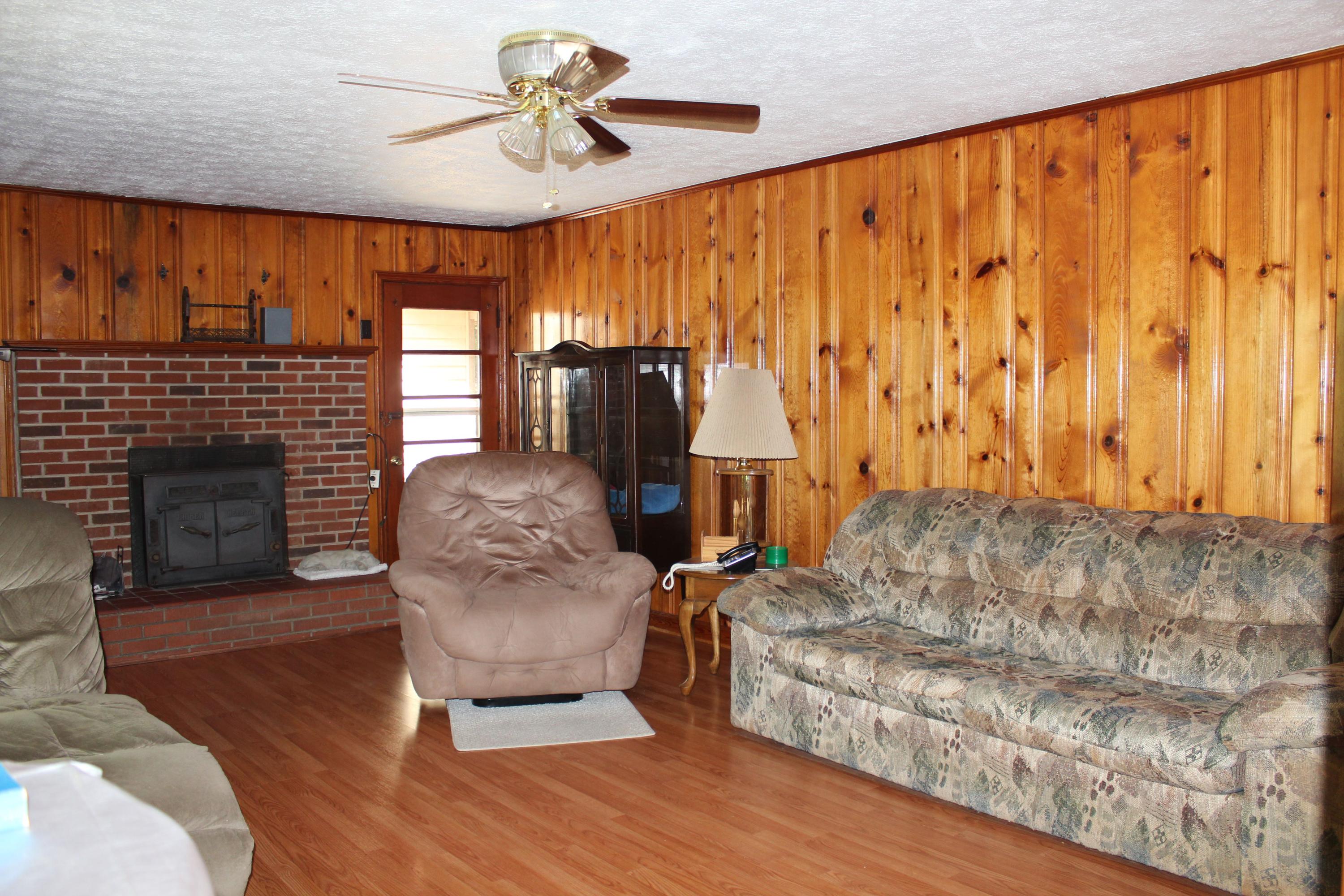 153 McMurray Road Kingston, TN 37763 - Photo 9 of 27 IMG_6041