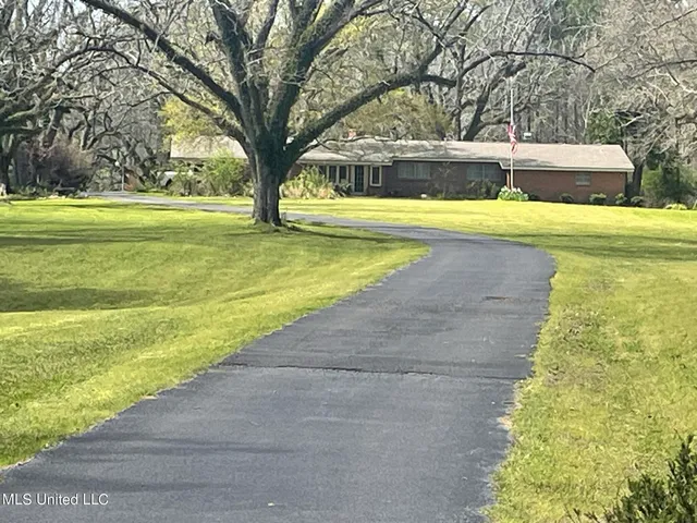 $459,000 | 13137 Old Port Gibson Road, Utica, MS 39175