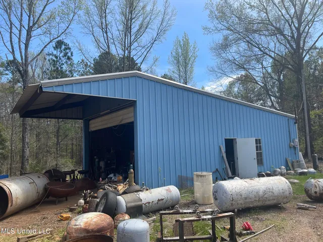 $459,000 | 13137 Old Port Gibson Road, Utica, MS 39175