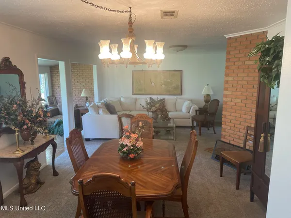 $459,000 | 13137 Old Port Gibson Road, Utica, MS 39175