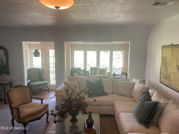 $459,000 | 13137 Old Port Gibson Road, Utica, MS 39175