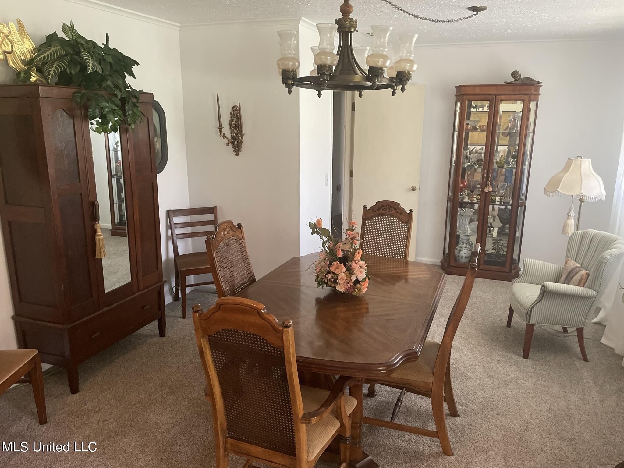 13137 Old Port Gibson Road Utica, MS 39175 - Photo 10 of 29 13137 Claiborne Dining room 2