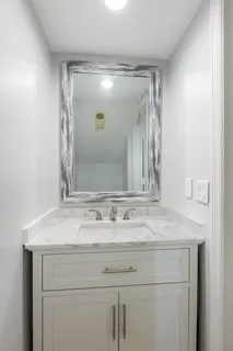 $385,000 | 2007 B Ashwood Avenue, Nashville, TN 37212