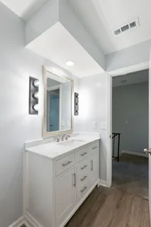 $385,000 | 2007 B Ashwood Avenue, Nashville, TN 37212