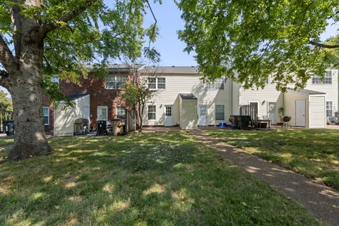 $385,000 | 2007 B Ashwood Avenue, Nashville, TN 37212