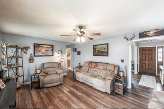 1251 Smith Thompson Road Bethpage, TN 37022 - Photo 26 of 71 a living room with furniture and a wooden floor