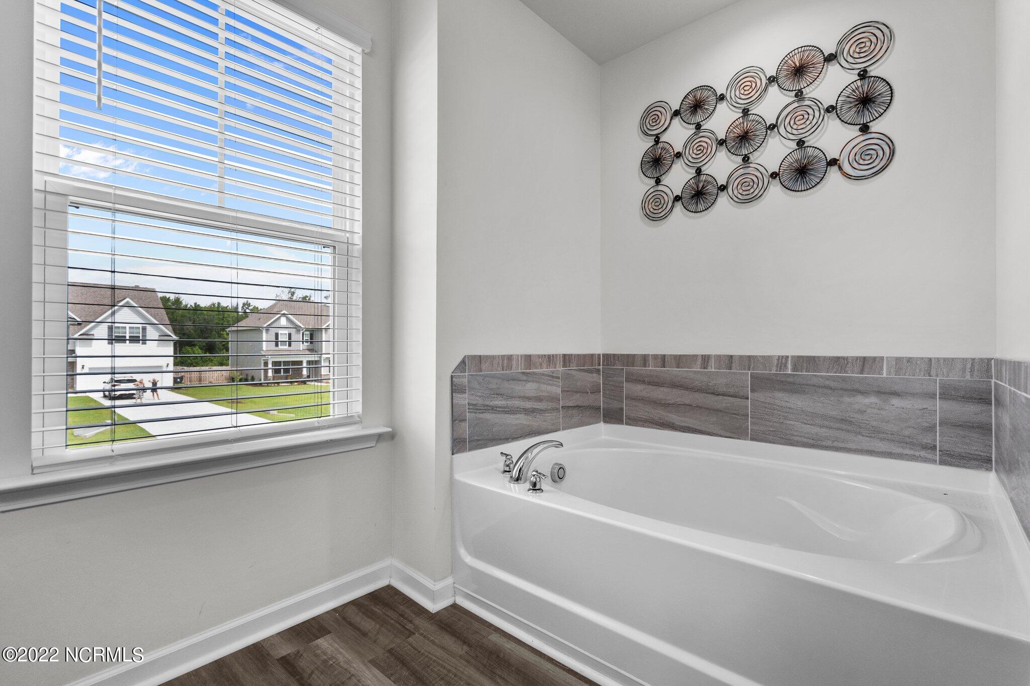 79 Colonial Heights Drive Hampstead, NC 28443 - Photo 22 of 37 54-web-or-mls-DSC09289