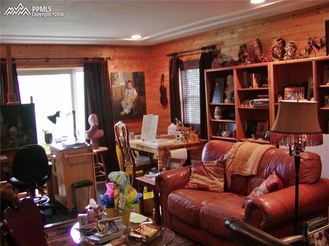 4829 Stanton Road Colorado Springs, CO 80918 - Photo 12 of 19 Gallery Image 12