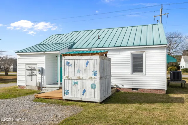 $293,000 | 908 North 20th Street, Morehead City, NC 28557