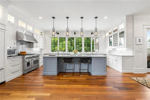 $1,550,000 | 612 Fortune Place Northeast, Atlanta, GA 30312