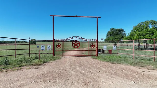 a view of outdoor space