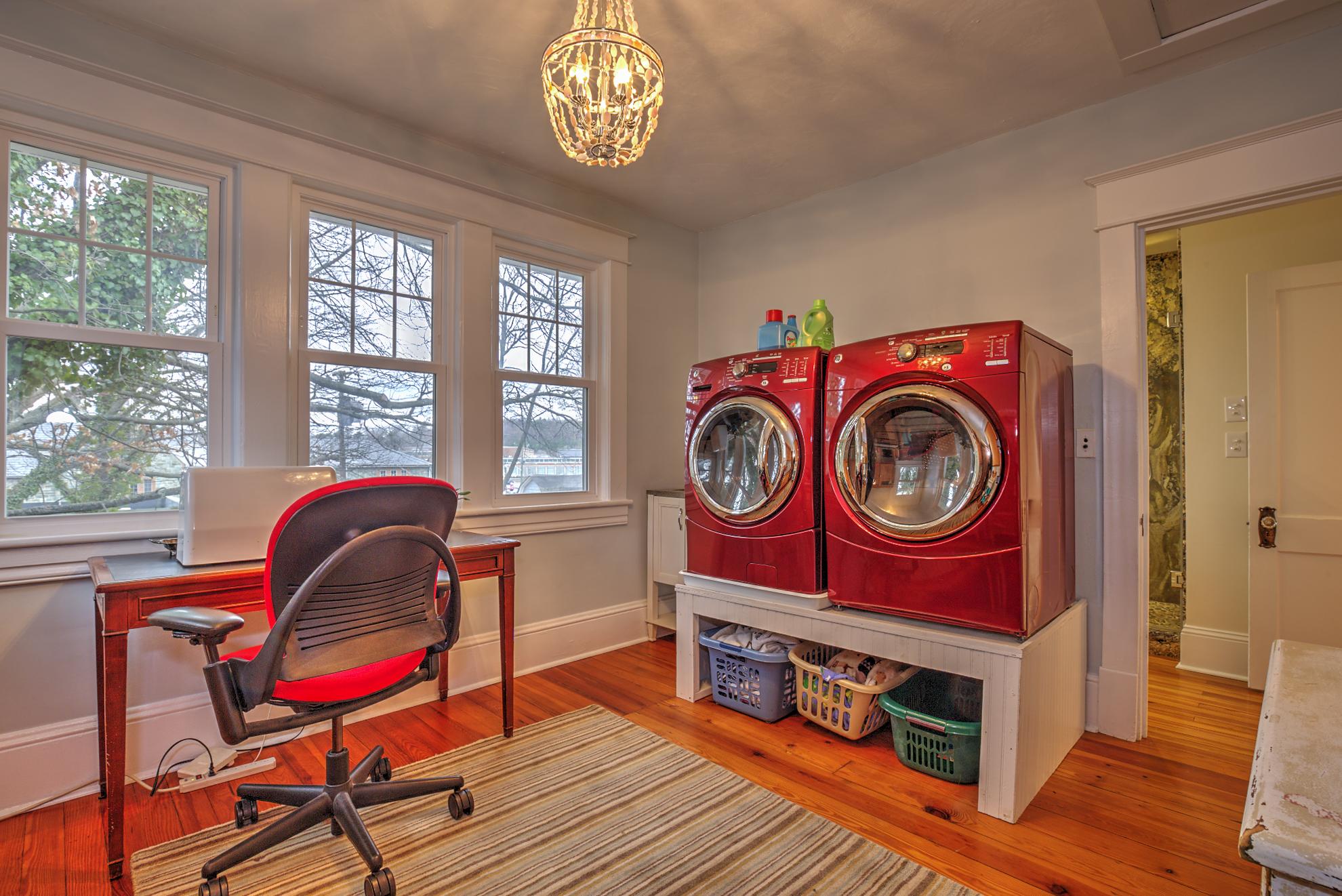 1956 Belleville Road Southwest Roanoke, VA 24015 - Photo 21 of 39 Laundry
