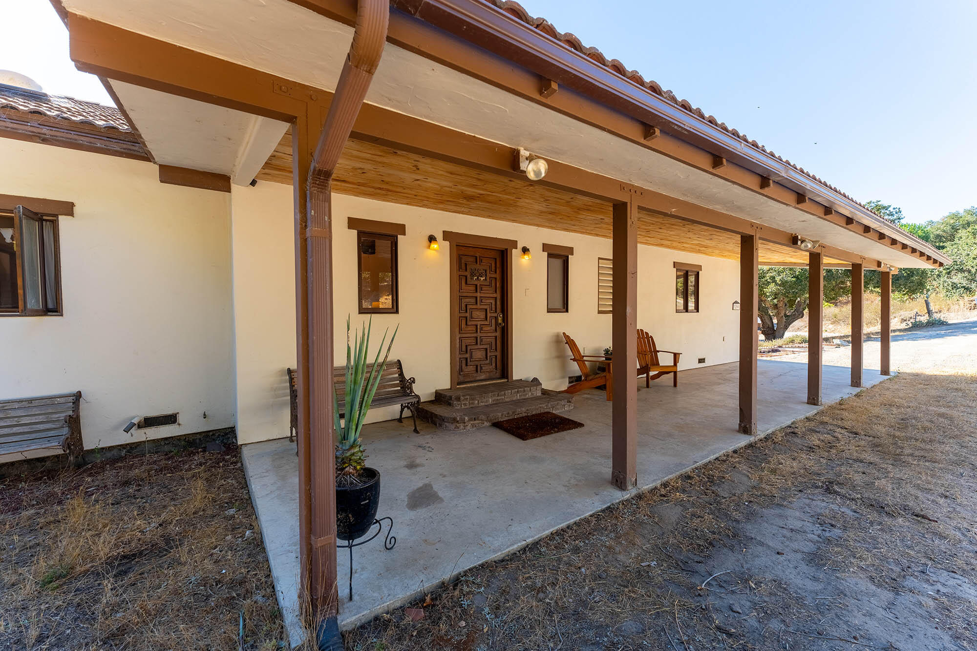 3290 Wild Oak Lompoc, CA 93436 - Photo 19 of 72 Front entrance - 3290 Wild Oak Road