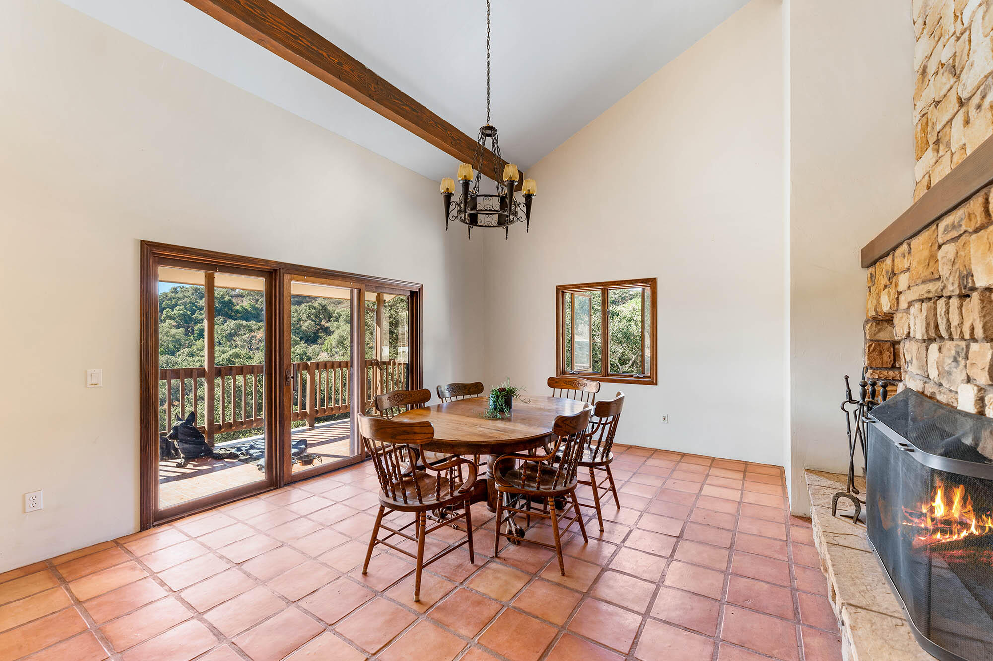 3290 Wild Oak Lompoc, CA 93436 - Photo 26 of 72 Dining area - 3290 Wild Oak Road 93436