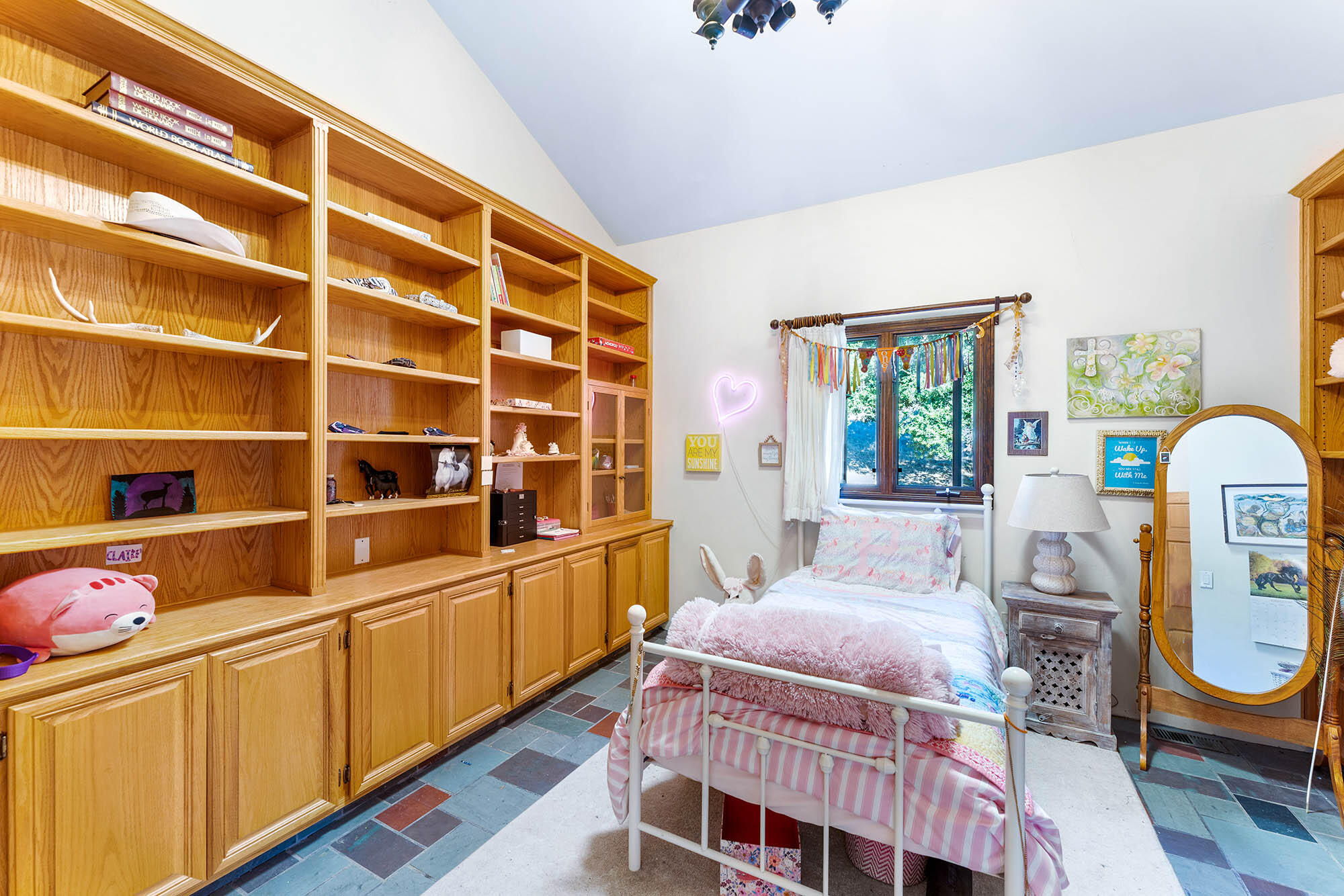 3290 Wild Oak Lompoc, CA 93436 - Photo 34 of 72 Bedroom - 3290 Wild Oak Road 93436