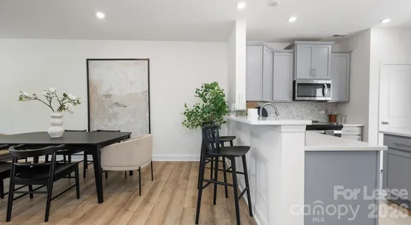 $2,225 | 2635 West Trade Street, Unit TATE, Charlotte, NC 28208