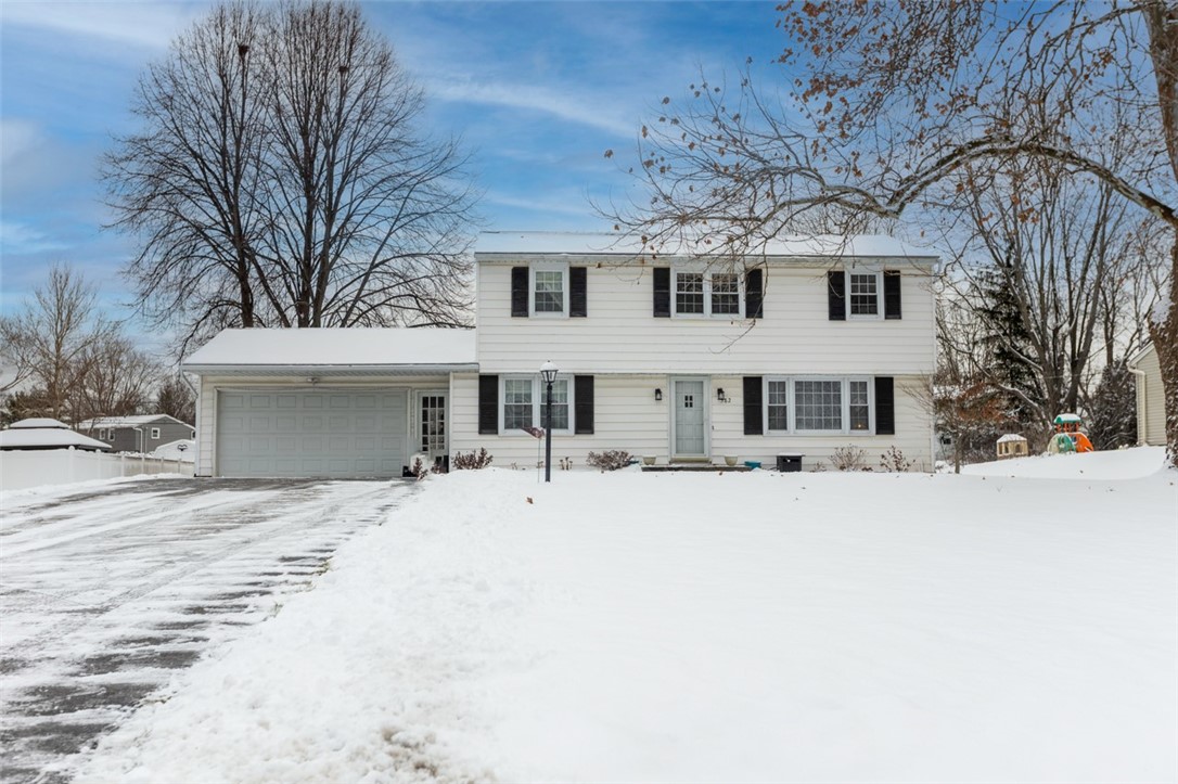 582 Watson Road Perinton, NY 14450 - Photo 2 of 45