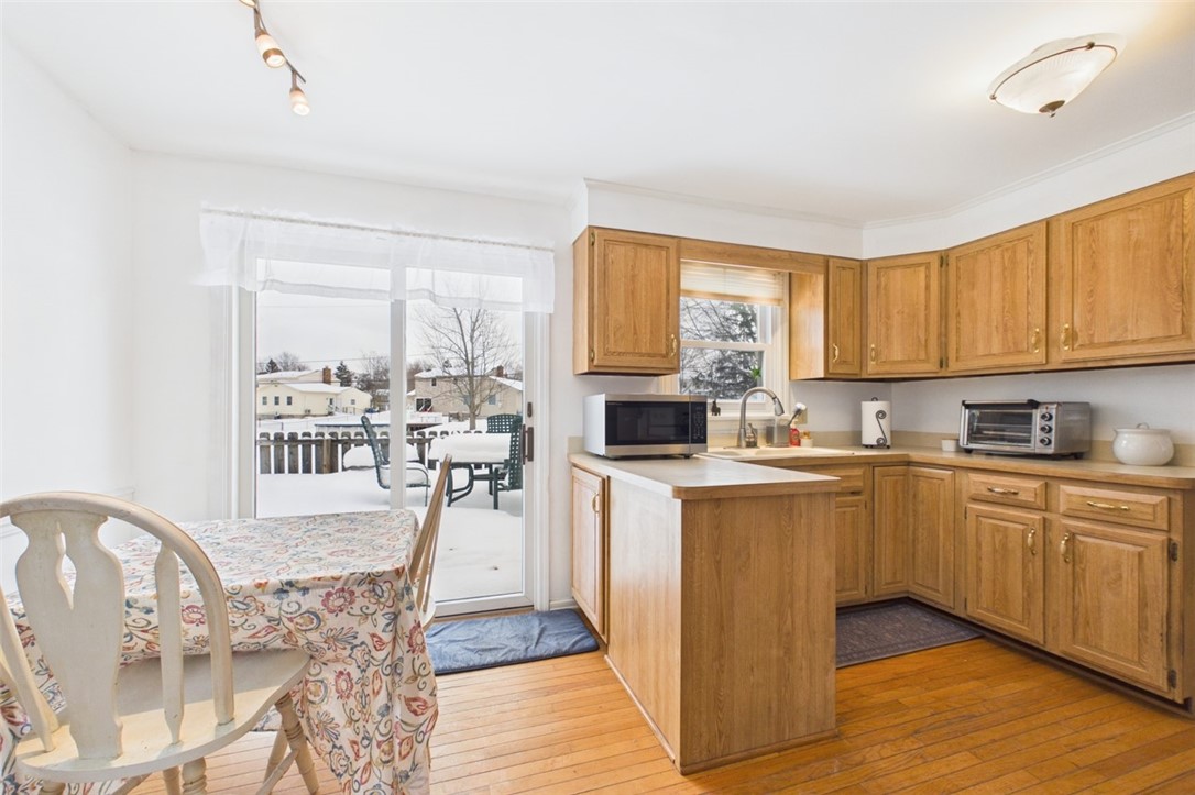 582 Watson Road Perinton, NY 14450 - Photo 8 of 45